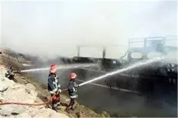 ۷ لنج سوخت و ۱۶۰ لنج از آتش‌سوزی نجات یافتند