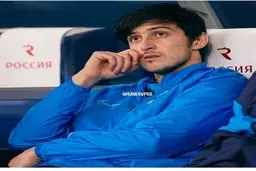 حرکت نمایشی جالب ملی پوش ایرانی در فرودگاه | سردار آزمون پا‌‍‍‍‍‍‍‍‌‌ ‌‌به توپ شد + ویدئو