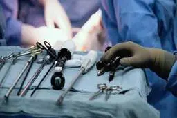 ایران رتبه اول جراحی بینی در جهان! | آمار عجیب گرایش مردان به انجام عمل های زیبایی+ اینفوگراف