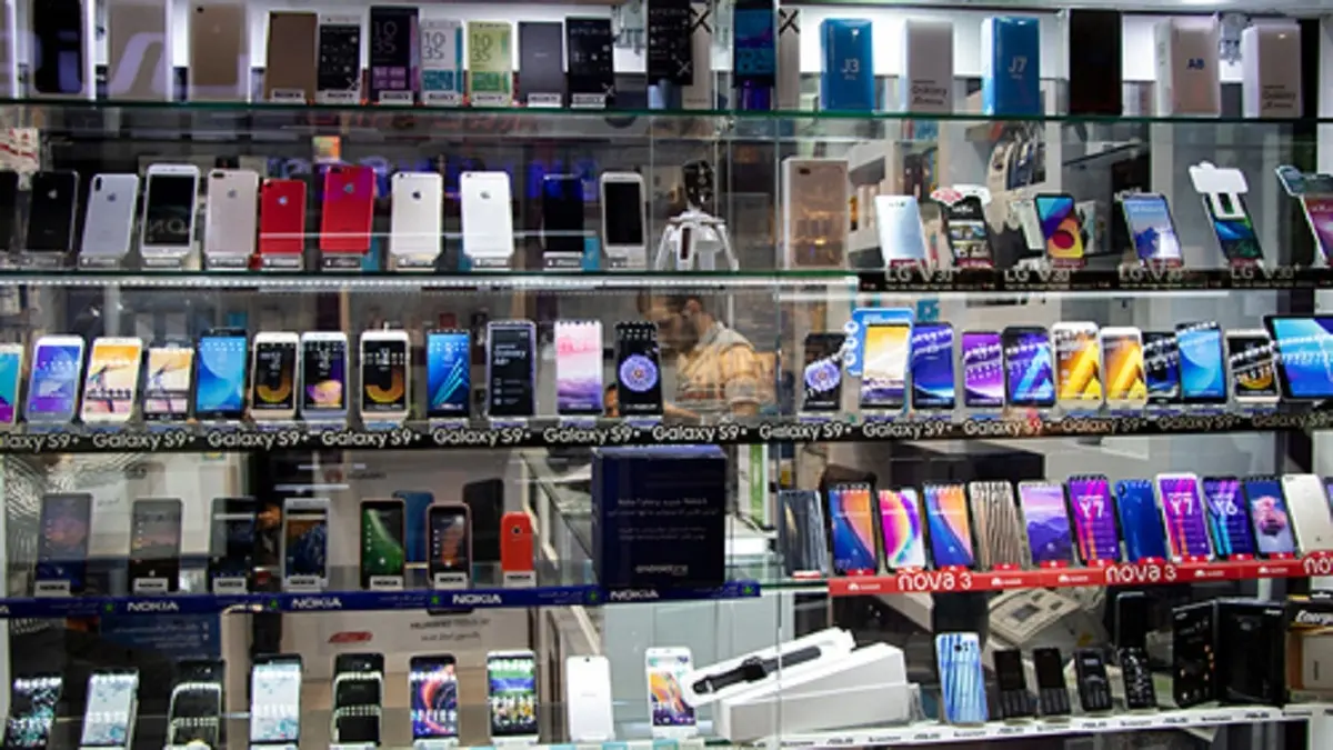 کاهش قیمت گوشی در بازار تلفن همراه روند نزولی دارد