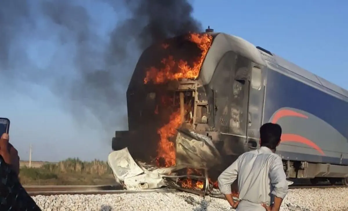  حادثه | سه کشته در حادثه ی برخورد قطار با خودروی سواری در شوش  
