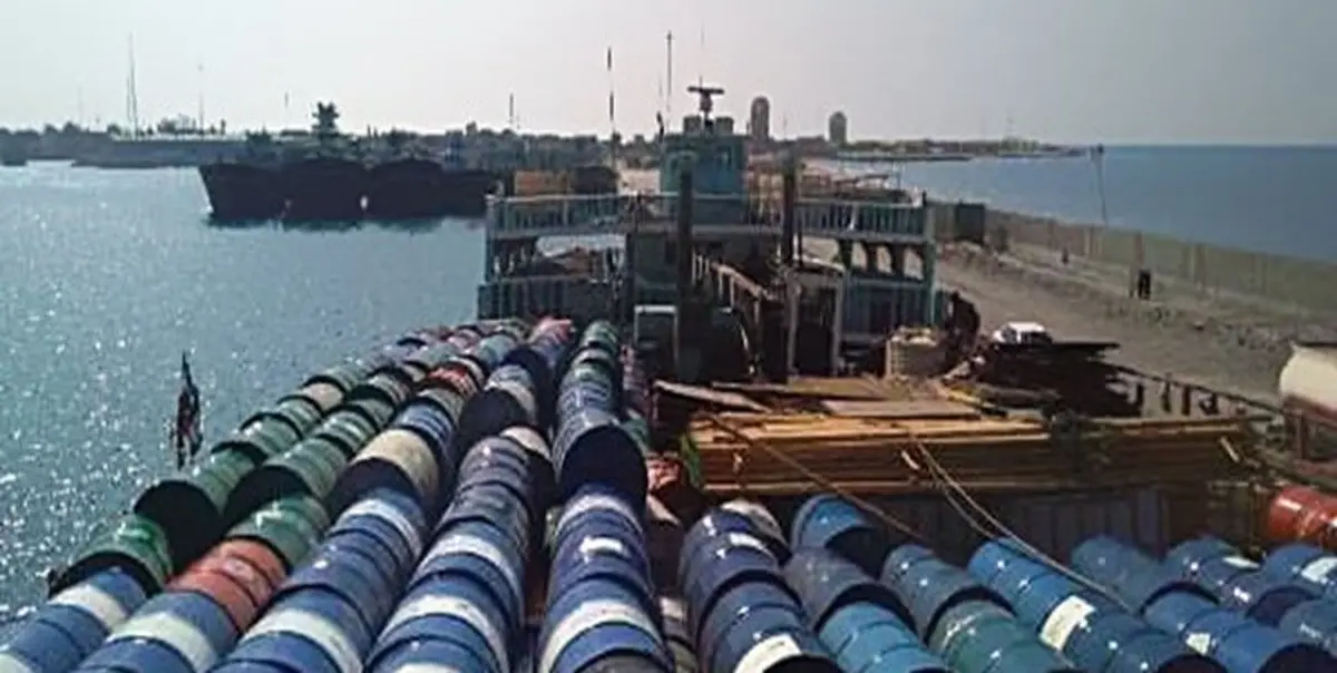 
 ۷ فروند شناور لنج صیادی غیر مجاز در قشم توقیف شدند
