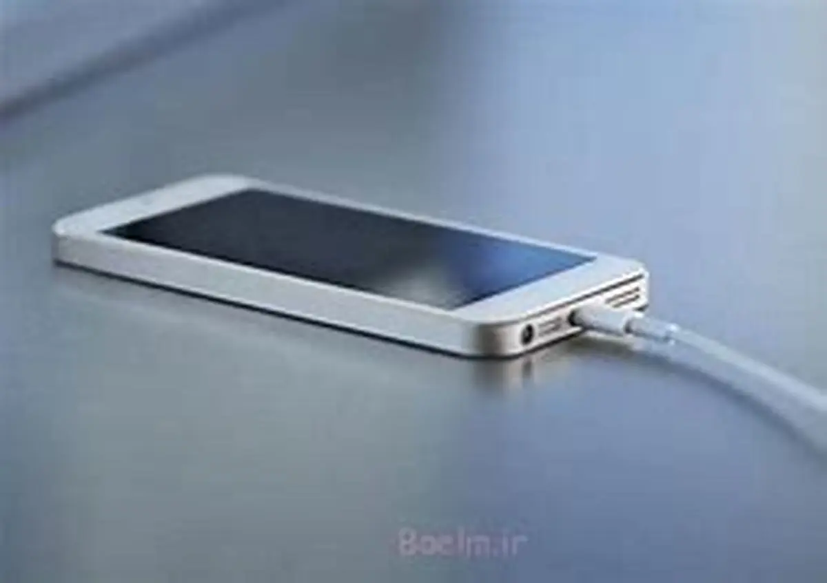 ترفندی ساده برای شارژ کردن گوشی در پریزهای دور از دسترس!+ویدئو