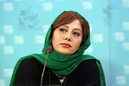 زهرا داودنژاد بازیگر: کسی که ۴۷ سال ایران نبوده است، چگونه جزو مردم ایران محسوب می‌شود؟ 