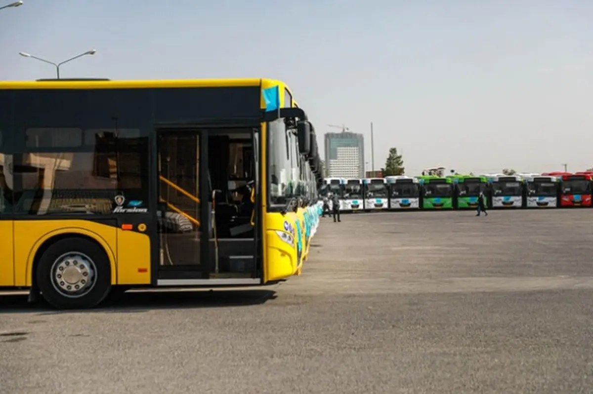 استقرار ۱۰۰ دستگاه اتوبوس و مینی بوس برای بازگشت زائران در مرز شلمچه
