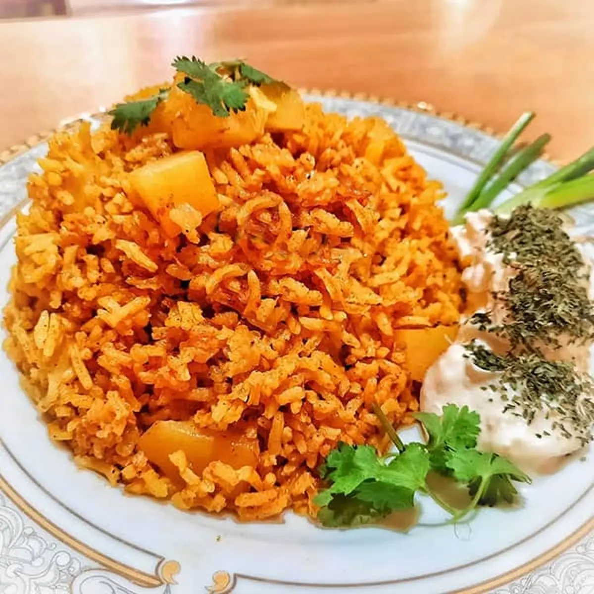 ناهار استانبولی پلو با گوجه و سیب زمینی درست کن | طرز تهیه استانبولی پلو با گوجه و سیب زمینی، ساده و خوشمزه 