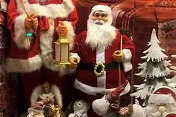 تصاویری از کریسمس در خیابان‌های تهران+ ویدیو 
