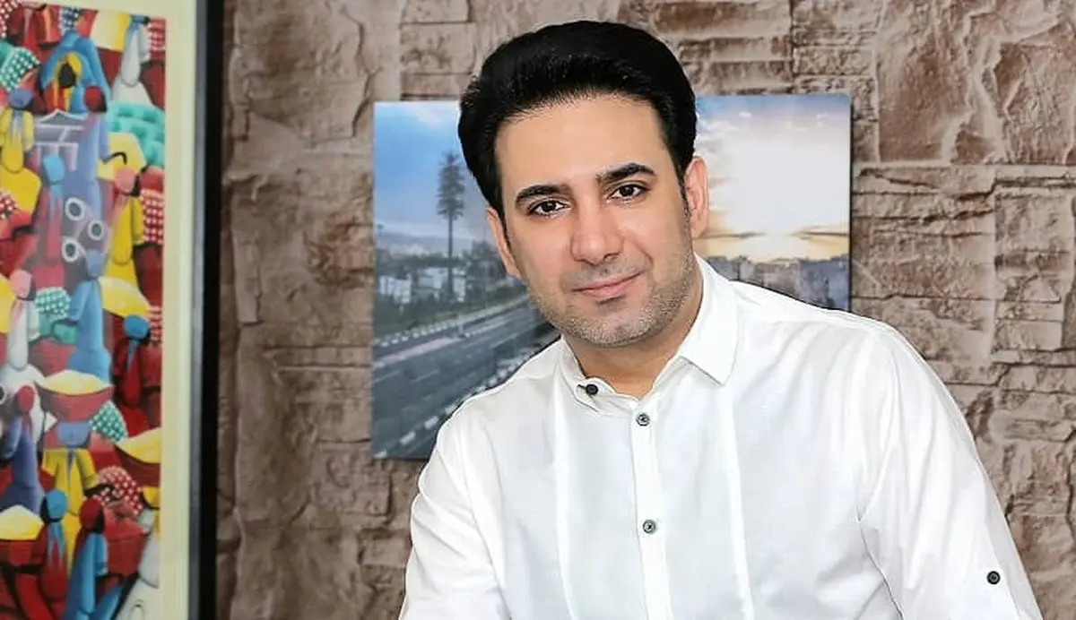 وقتی که شاهین صمدپور جلوی نامزدش سوتی بد میده! | آبرو و حیثیت نموند براش! | هرچی دیگه توجیح کنه درست نمیشه+ ویدئو