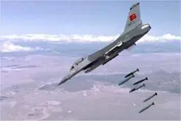 
هواپیماهای ترکیه شمال عراق را بمباران کردند
