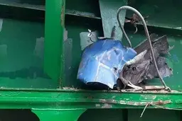 حمله تروریستی به کشتی ایرانی+عکس| نخستین تصاویر از آسیب کشتی ایرانی ناشی از حمله تروریستی

