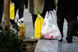 توزیع بسته معیشتی میان خانواده‌های آسیب‌دیده از جنگ | 150 بسته در ورامین توزیع شد