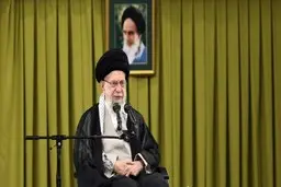 اگر در حوزه از اهمیت تبلیغ غفلت شود دچار استحاله فرهنگی می‌شویم