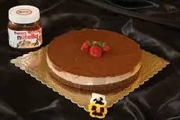 اگه عاشق های نوتلا ببینن براش سر و دست می‌شکونند! | طرز تهیه چیز کیک نوتلا +ویدئو
