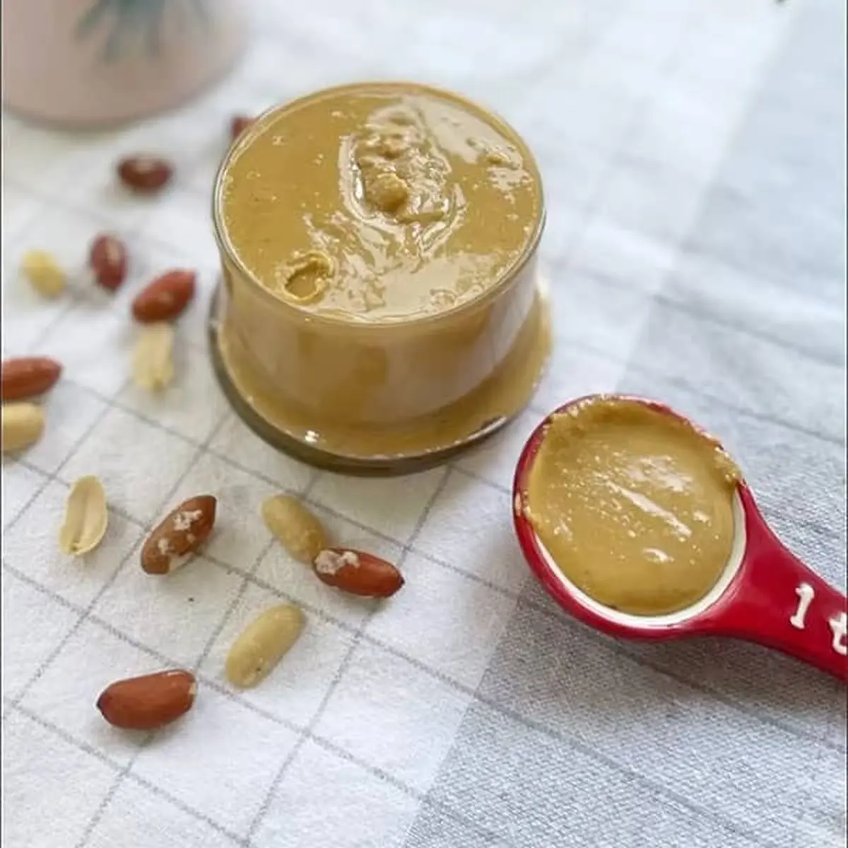 کره بادام زمینی رو خودت توی خونه درست کن | طرز تهیه کره بادام زمینی، مقوی و خوشمزه 