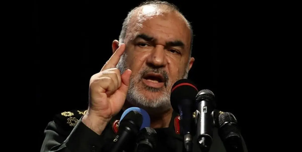 فرمانده سپاه: بارها تا لبه جنگ پیش رفتم، اما ولی فقیه دشمن را عقب راند |اجازه نداریم بگوییم دشمن کجا گریخت و چگونه عقب رفت