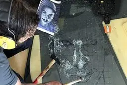 پرتره روی شیشه خلق یک اثر هنری جدید! +ویدئو