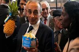 
تاثیرات مستقیم جنگ اوکراین بر انتخابات ریاست جمهوری فرانسه