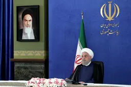 روحانی: اسلحه و زور در برابر اندیشه پیروز نمی‌شود