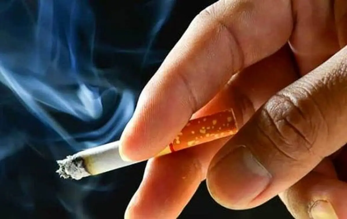 بحران کرونا و مصرف سیگار  | مصرف دخانیات در  مردان یه کمتر  ۱۵ سال و در زنان و دخترانمان به ۱۷ سال رسید