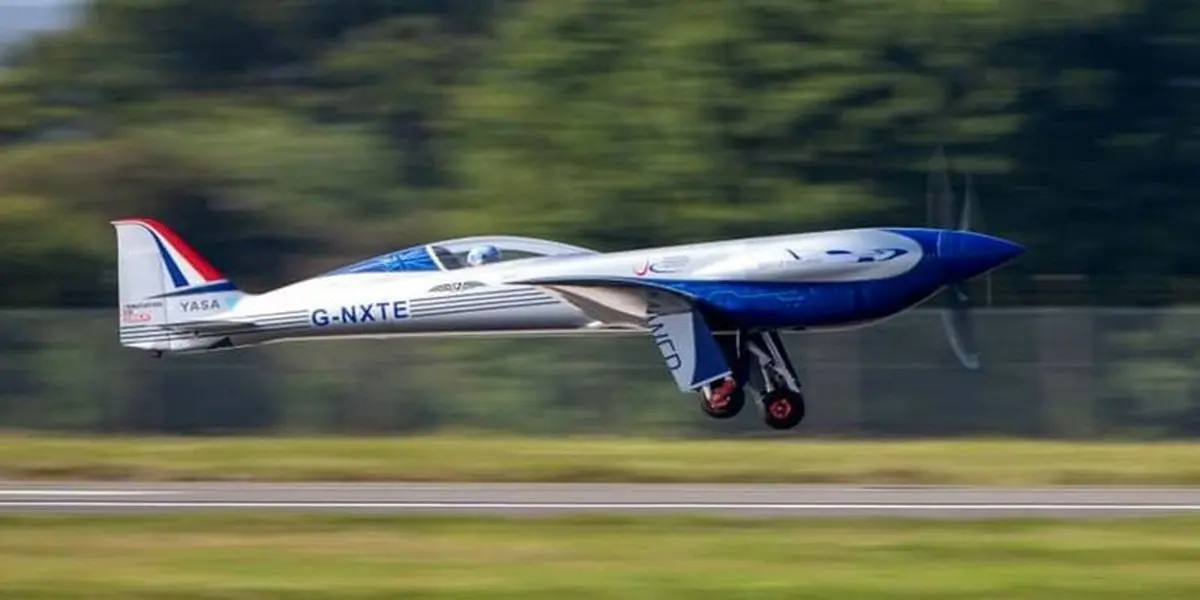 بنز سریع‌ترین هواپیمای برقی جهان را تولید می کند