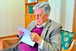 
دکتر اسماعیل یزدی، برادر دکتر ابراهیم یزدی و بنیانگذار بیمارستان پارس بر اثر کرونا درگذشت
