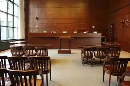 قاضی خیّر و وکیل نیکوکار
