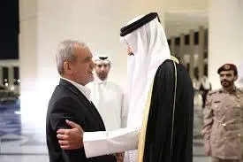دلجویی پزشکیان از امیر قطر | پزشکیان به امیر قطر : مردم ایران تا آخر ایستاده اند و از حقوق مشروع خود دفاع میکنند