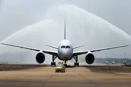 بازگشایی مرزهای هوایی بوینس‌آیرس آرژانتین پس از ١٩ماه،  واکنش جالب مسافران را ببینید 