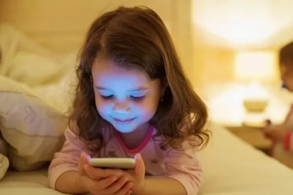 اپیدمی خاموش بی‌تحرکی در میان کودکان ایرانی | نسلی که دیگر نمی‌دود