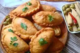 اگه پیتزا دوست داری، پیتزا لقمه ای هم حتما دوست داری! | طرز تهیه پیتزا لقمه ای خوشمزه +ویدئو