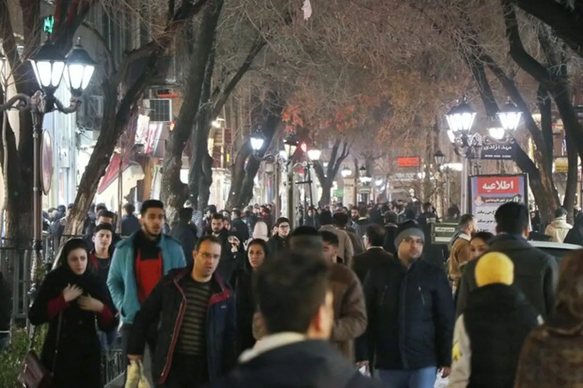 خیابان های تبریز در شور و شوق خرید عید و انتخابات