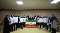وعده کیومرث هاشمی به دختران ملی پوش دوومیدانی | اظهار خوشحالی وزیر ورزش در جمع بانوان مدال‌آور دوومیدانی