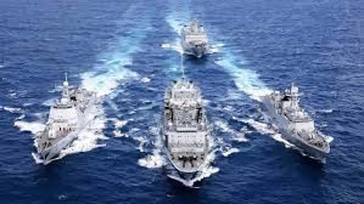 ایران، روسیه و چین رزمایش دریایی برگزار می کنند