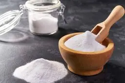 ترفندهای خانه‌داری با کمک کاربردهای متفاوت جوش شیرین+ویدئو 