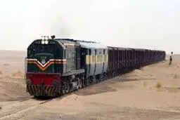 
بار دیگر قطار مسافری زاهدان-کرمان از خط خارج شد
