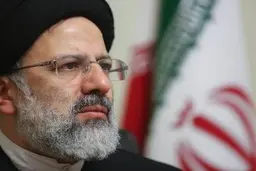 
دادگاه‌های ویژه اقتصادی را به قانون تبدیل می‌کنیم تا مفسدان مجال پیدا نکنند  |  برخی سال‌ها در نظام مسئولیت داشتند و حالا به خود ژست منتقد گرفته‌اند
