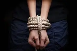 بازداشت فروشنده سوپرمارکت در امیرآباد بخاطر فروش نوشیدنی ممنوعه + عکس