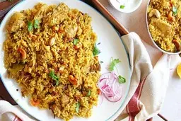 این خوشمزه ترین پلو مخلوط دنیاست | طرز تهیه پلو یونانی +ویدئو