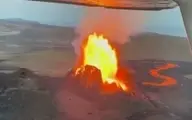 لحظات عجیب تماشای فوران آتشفشان از درون هواپیما+ویدئو