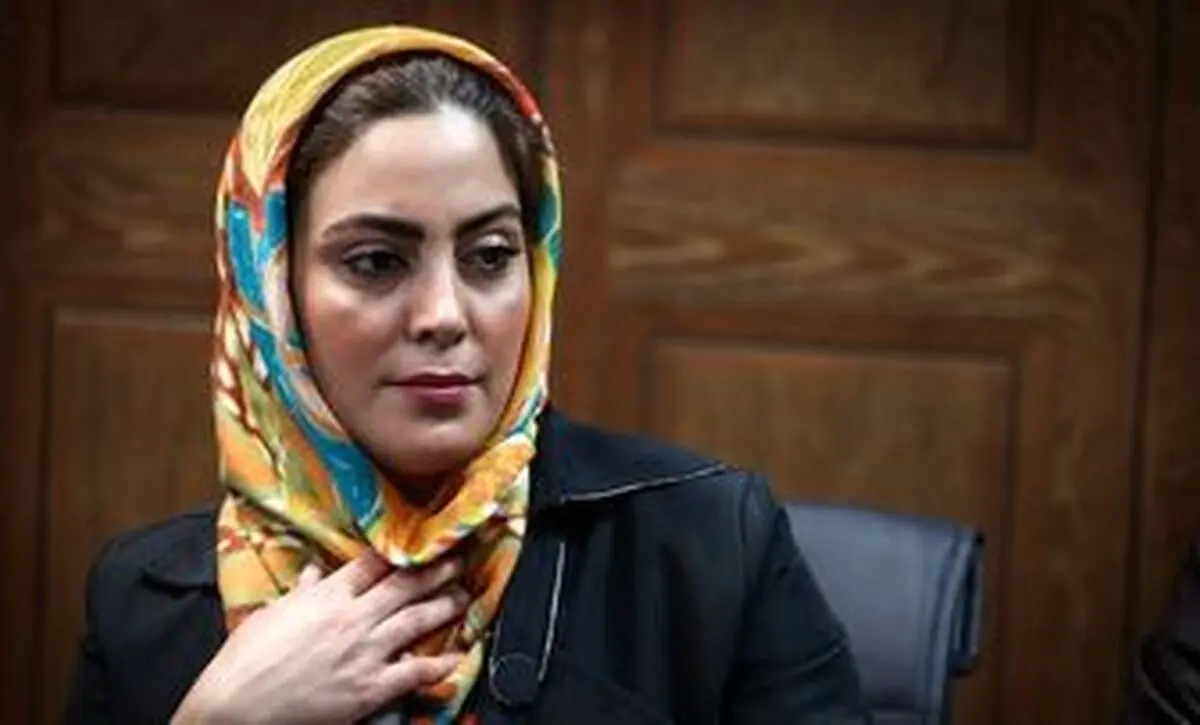 کافه گردی خواهر _ برادری «نیلوفر شهیدی»+ عکس 