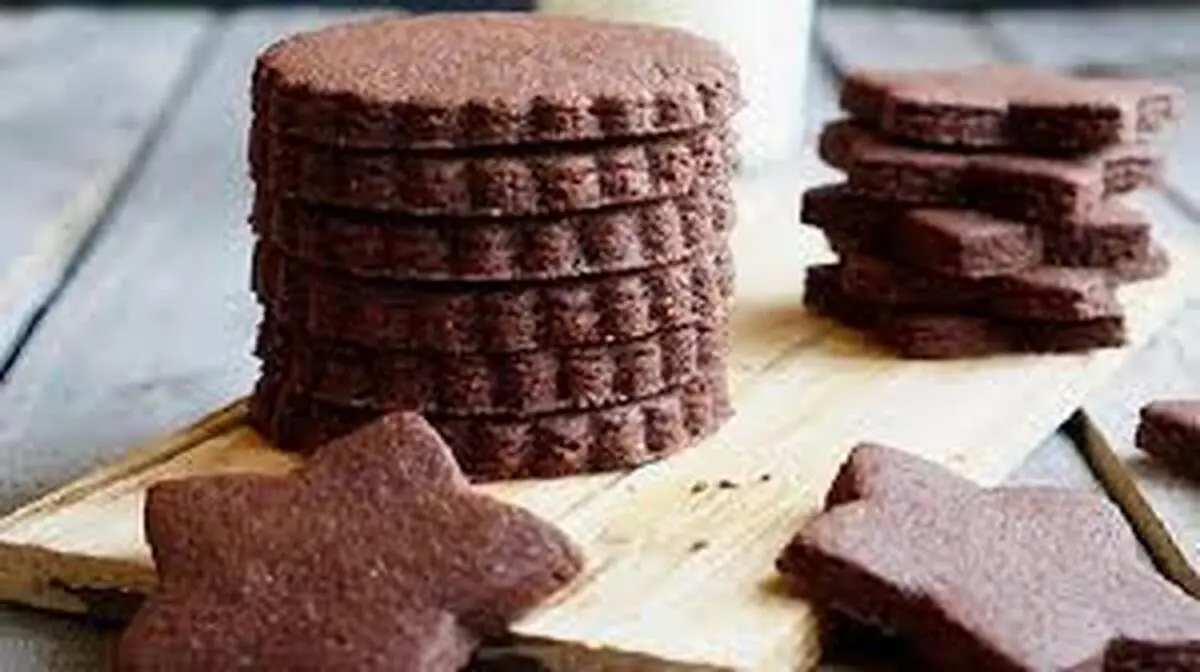 دیگه بیسکوییت سرطان زا از بیرون نخر! | طرز تهیه بیسکوییت کاکائویی خانگی +ویدئو