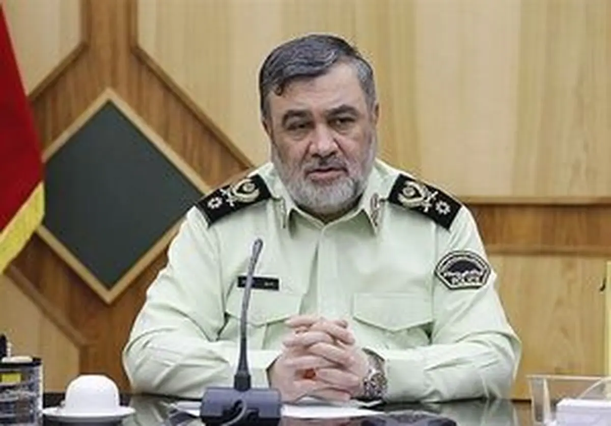 هیچ شخصی حق خروج از شهر خود را ندارد