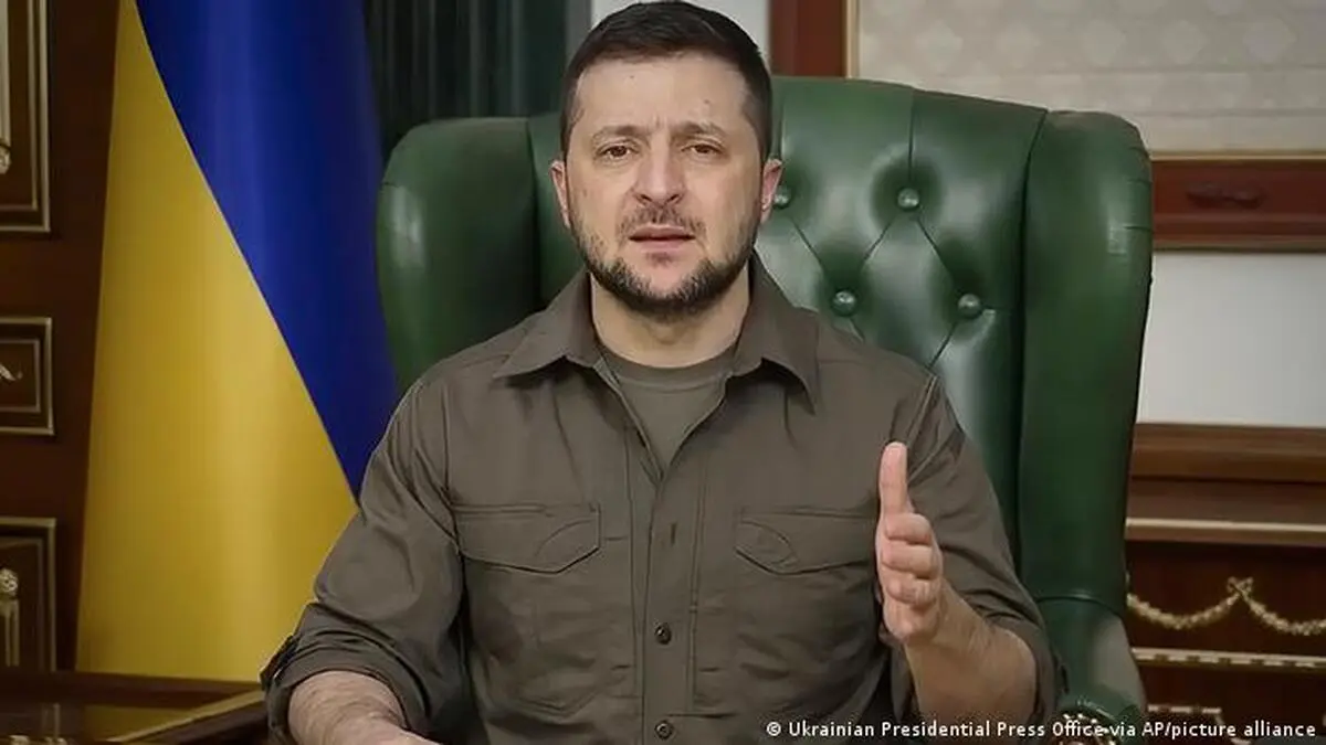 زلنسکی: با تفنگ ساچمه‌ای نمی‌توانیم ماریوپل را آزاد کنیم