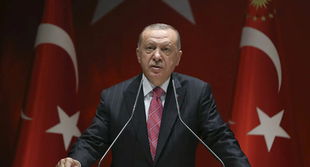 
اردوغان مکرون  |   اول از همه، باید چکاپ ذهنی انجام بدهد
