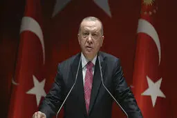 
اردوغان مکرون  |   اول از همه، باید چکاپ ذهنی انجام بدهد

