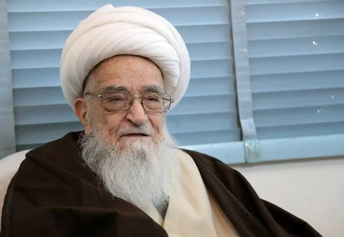 پیام آیت الله صافی گلپایگانی در واکنش به انفجار مسجد شیعیان در قندوز افغانستان: آیا غارتگری تروریست‌ها و آتش‌زدن خانه و کاشانه مردم بی‌دفاع را نمی‌بینید؟ 