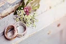 ازدواج عاشقانه پیرزن ۱۱۴ ساله بعد از کلی التماس!