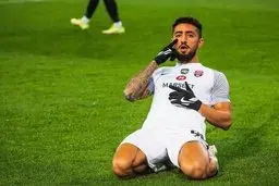 ستاره تیم ملی به ترکیه برگشت + عکس