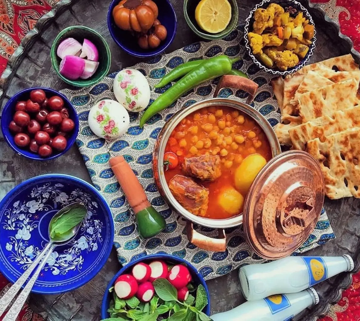 چه افرادی باید در مصرف آبگوشت احتیاط کنند