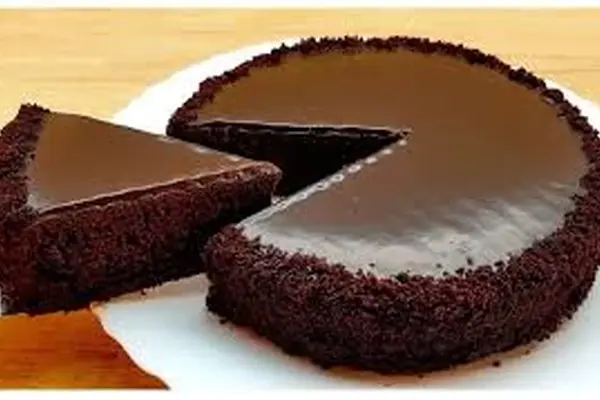 دستور یه کیک شکلاتی فوری بدون فر | برای وقتی که «فوری» دلت شیرینی می‌خواد +ویدئو